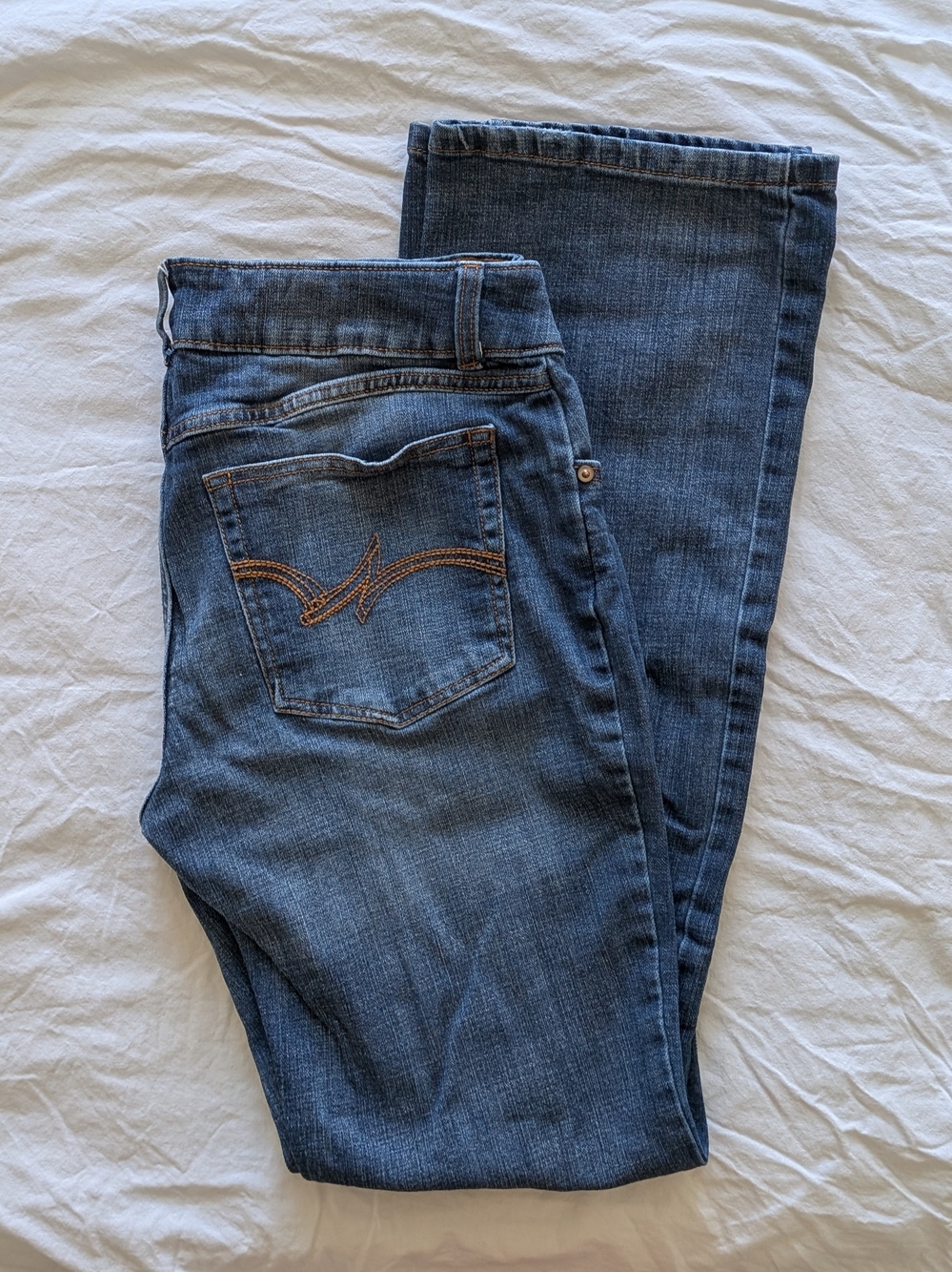 Wrangler Bootcut Low Rise Jeans